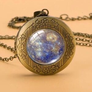 𝅺planet‎ Mercury Locket Necklace. New